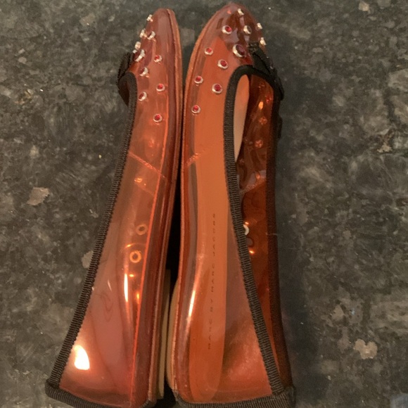 MARC BY MARC JACOBS burnt orange Clear Studded Flats w/red stones. EU 37/US 7